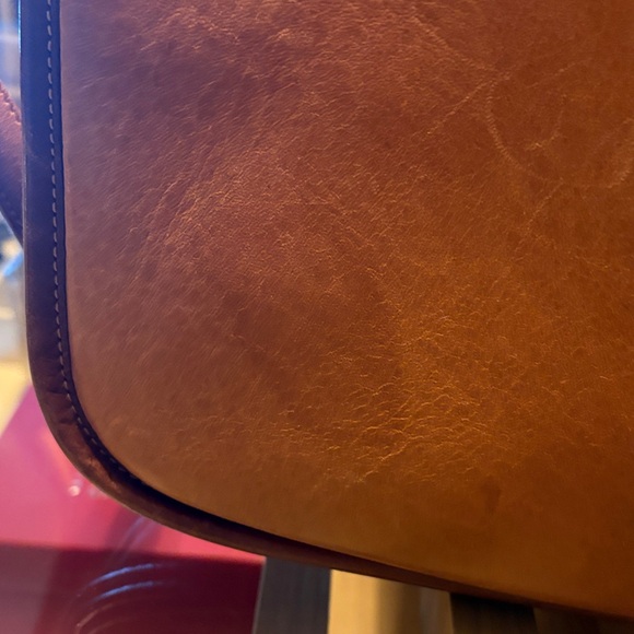 Vintage Coach Tan Genuine Leather Crossbody - Picture 9 of 12